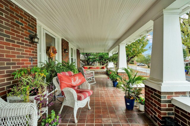 431 Highland Ave NW, Cleveland, TN 37311 - view of porch