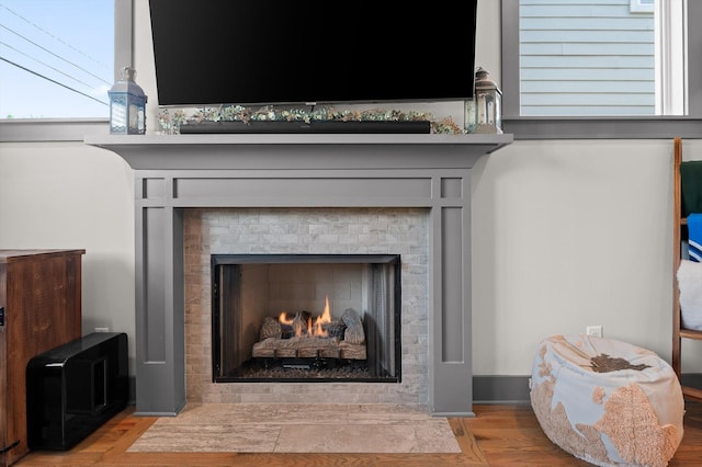 1422 Adams St, Chattanooga, TN 37408 - detailed view of a fireplace with flush hearth and wood finished floors
