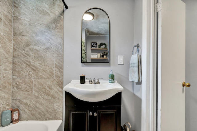 315 Gilliland Rd SE, Cleveland, TN 37311 - bathroom with vanity and tub / shower combination