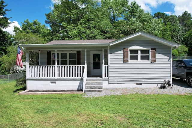 315 Gilliland Rd SE, Cleveland, TN 37311 - view of front of house featuring crawl space and covered porch