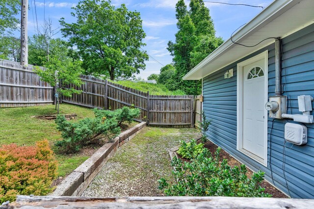 724 Sequoya Ln, Etowah, TN 37331