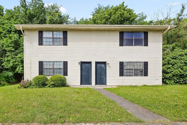 1640 Thrasher Pike, Hixson, TN 37343 - view of front facade featuring a front yard
