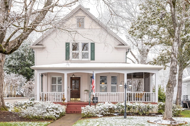 view of front facade featuring covered porch