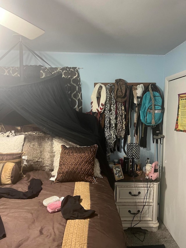 bedroom featuring carpet flooring