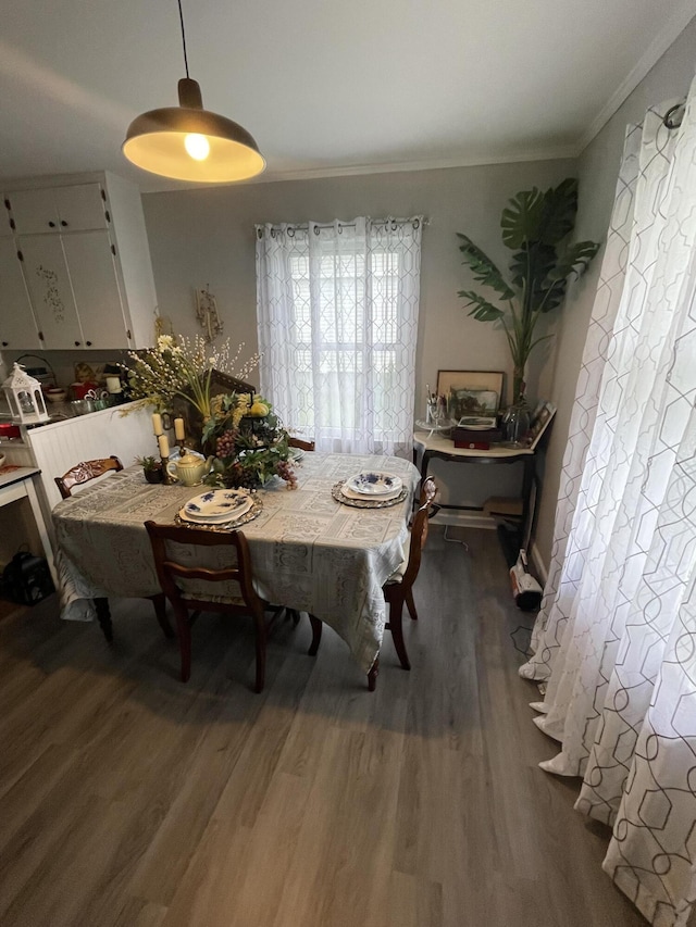 4010 Elm Ln NE, Cleveland, TN 37312 - dining area featuring crown molding and wood finished floors