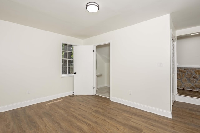 34 Miller Cove Cir, Signal Mountain, TN 37377 - unfurnished room with wood finished floors