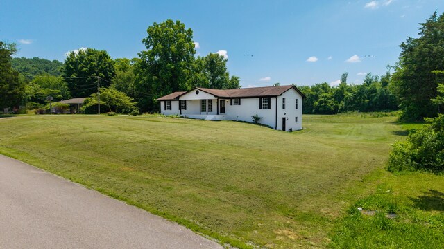 373 Kile Ln SW, Cleveland, TN 37311 - ranch-style home with a front lawn