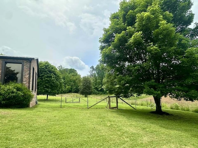 2996 Sugar Grove Valley Rd, Harriman, TN 37748 - view of yard