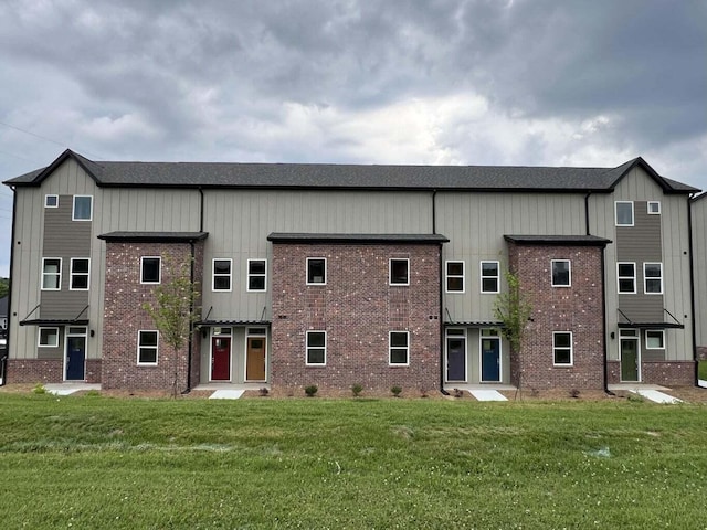 view of building exterior