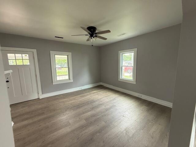 1220 Hardwick St SE, Cleveland, TN 37311 - unfurnished room featuring a ceiling fan, baseboards, and wood finished floors
