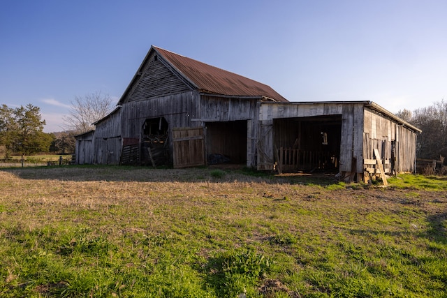 view of outdoor structure