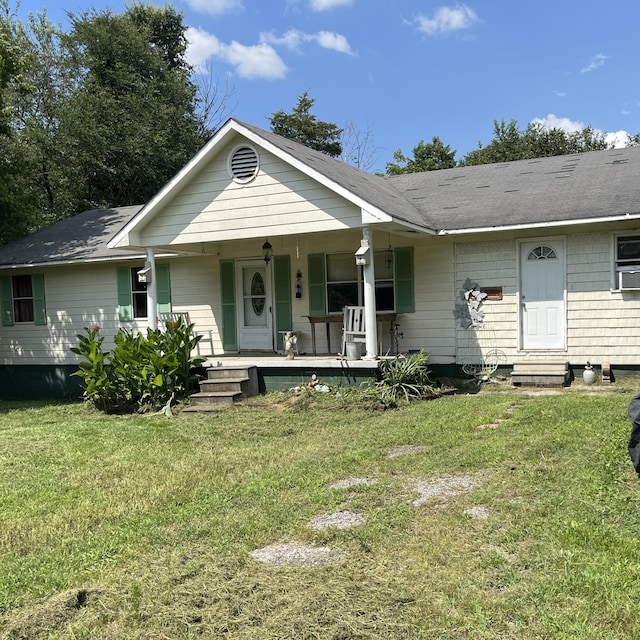 565 Sloans Gap Rd, Ocoee, TN 37361 - view of front facade featuring covered porch, a front lawn, entry steps, and roof with shingles