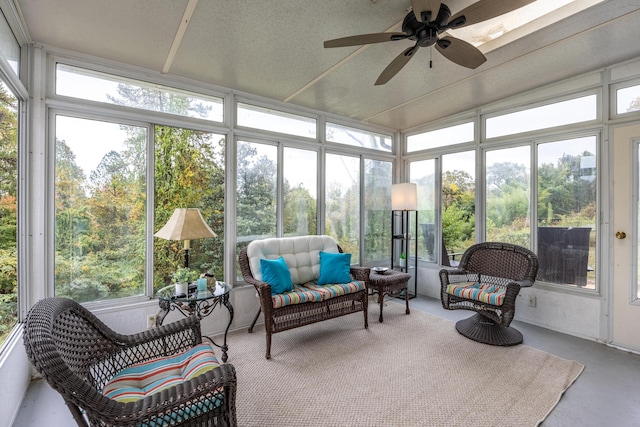 sunroom / solarium with ceiling fan