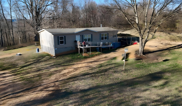 exterior space featuring a lawn