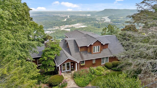 212 N Palisades Dr, Signal Mountain, TN 37377 - view from above of property with a mountainous background