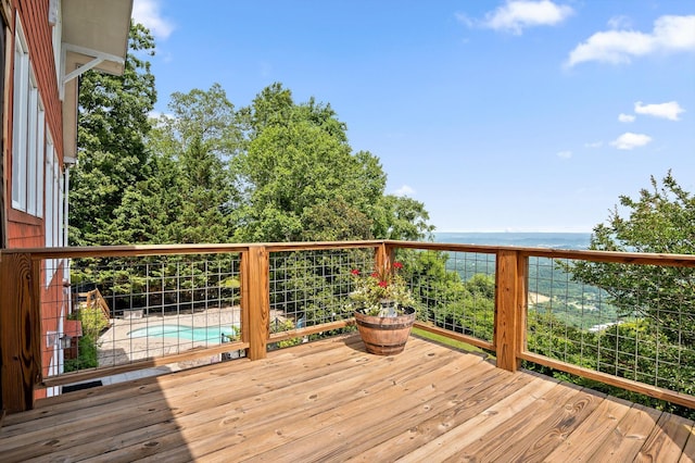 212 N Palisades Dr, Signal Mountain, TN 37377 - deck featuring a water view