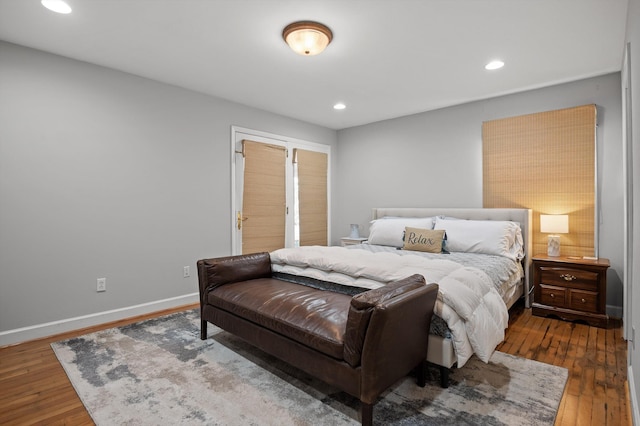 212 N Palisades Dr, Signal Mountain, TN 37377 - bedroom featuring hardwood / wood-style floors and recessed lighting