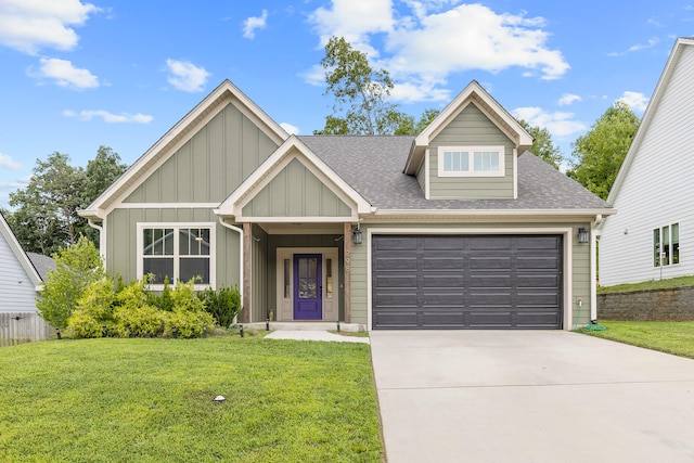 view of front of home with a front yard