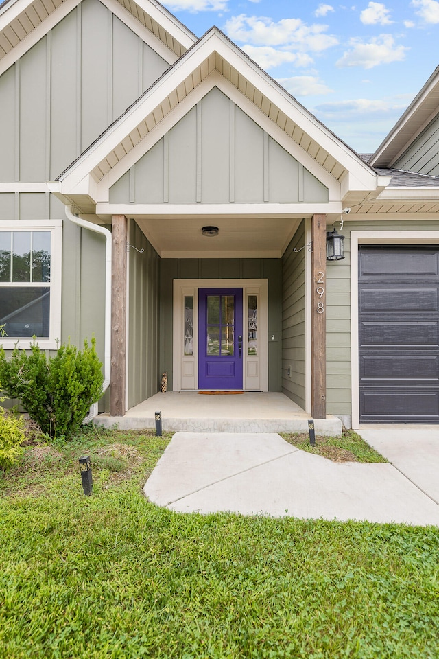 property entrance featuring a garage