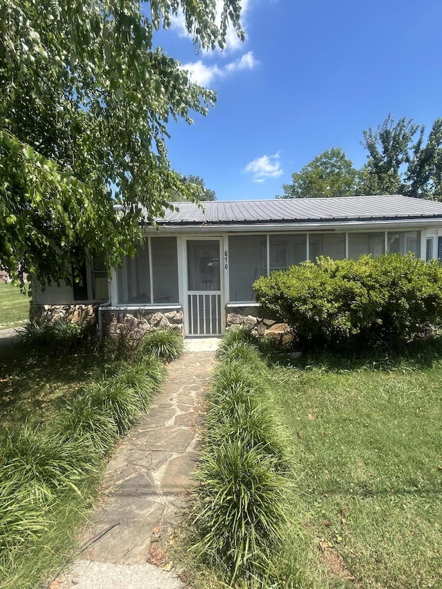 610 Bennett St, Sweetwater, TN 37874 - photo 1