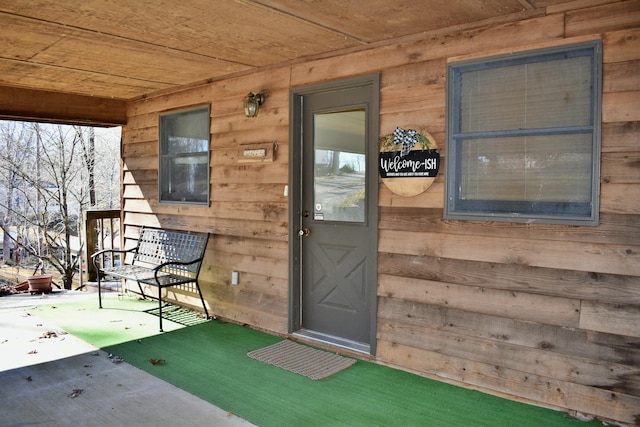 view of property entrance