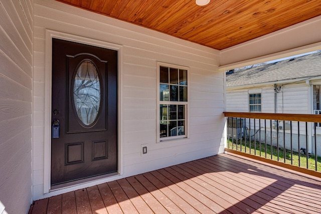 view of property entrance