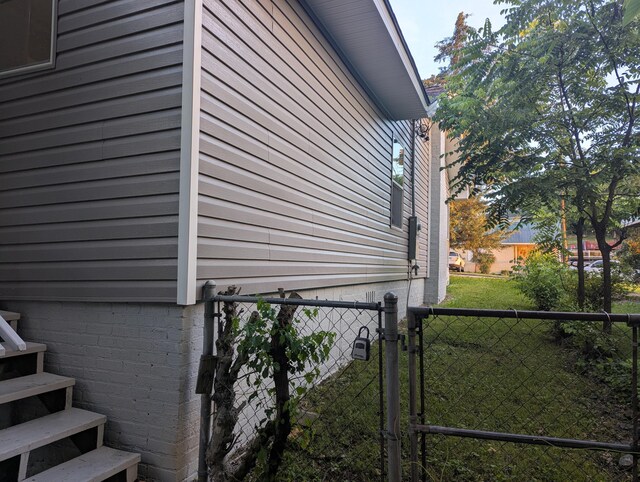 2811 E 26th St, Chattanooga, TN 37407 - view of property exterior featuring a gate