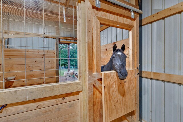 596 Clifty Creek Rd, Oakdale, TN 37829 - view of stable