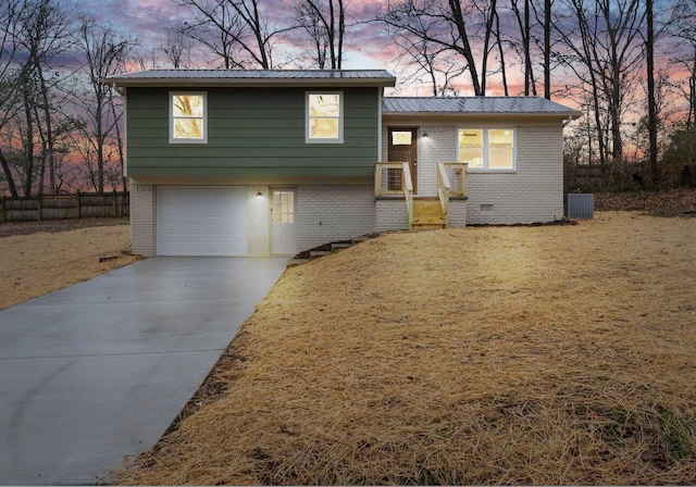 view of front of home featuring a garage