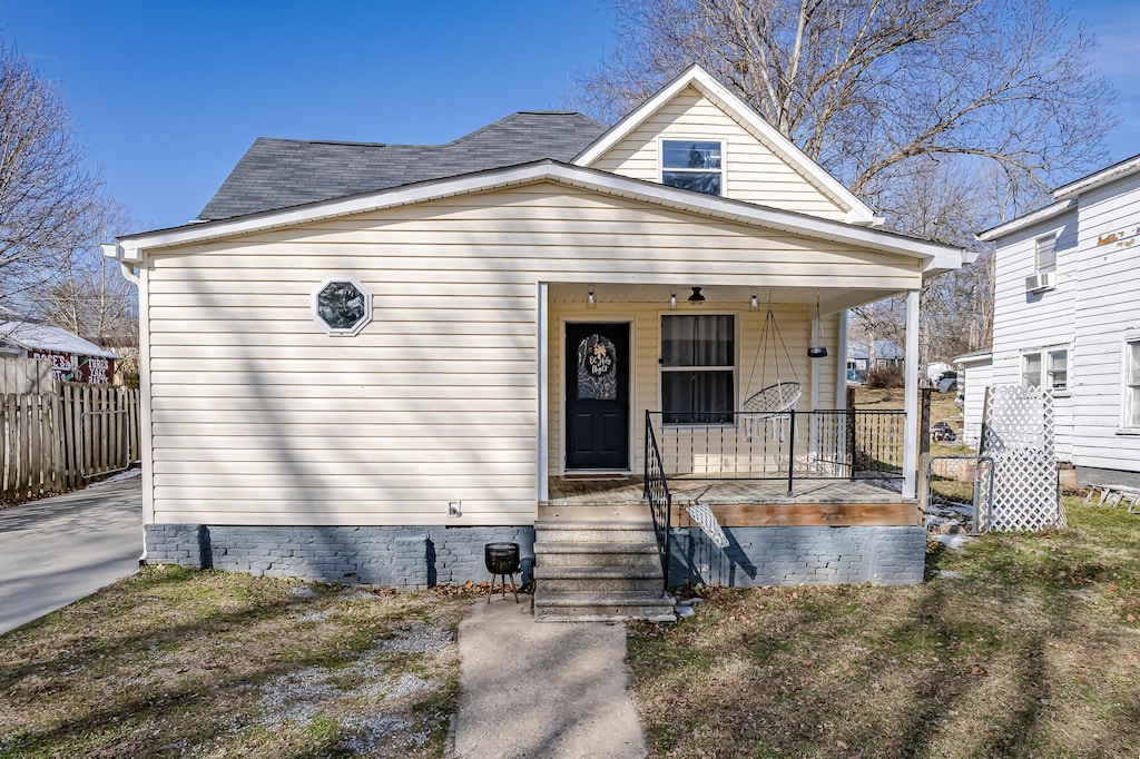 bungalow-style home with covered porch