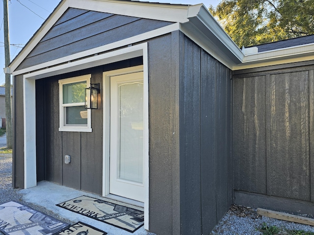 view of doorway to property