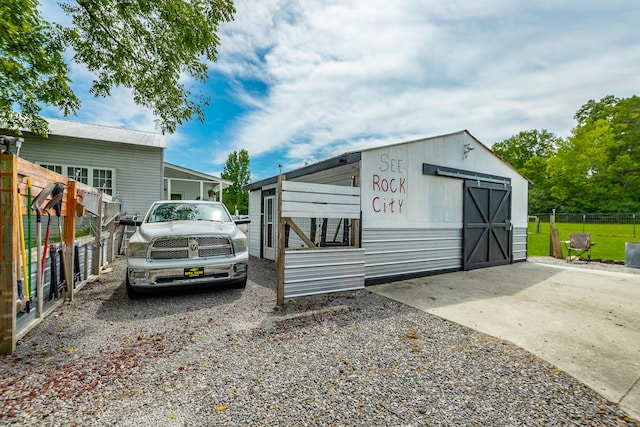 view of outbuilding