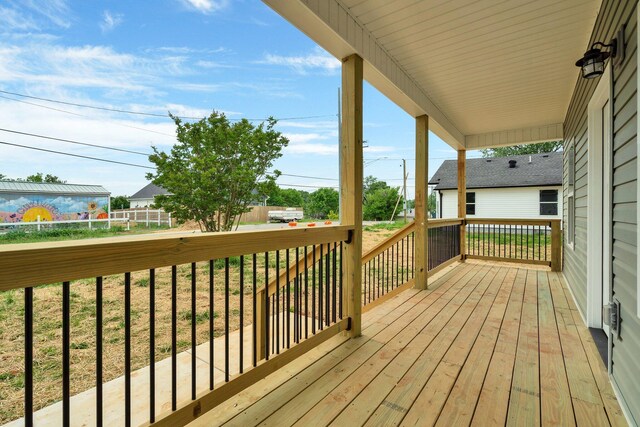 523 13th St SE, Cleveland, TN 37311 - view of wooden terrace