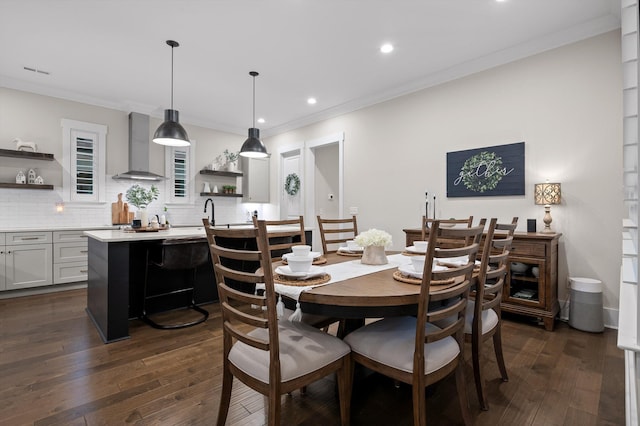 dining space featuring recessed lighting, ornamental molding, dark wood-style floors, and visible vents