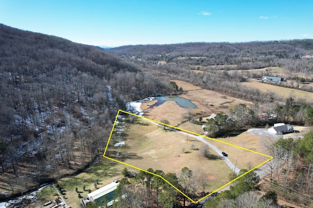 Listing photo 3 for 10646 Pine Hill Rd, Mcdonald TN 37353