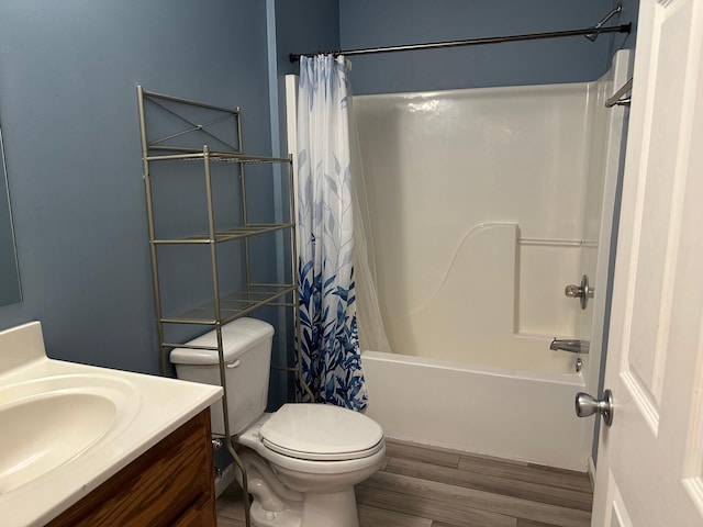 740 Grassy Branch Rd, Dayton, TN 37321 - bathroom with vanity, shower / tub combo, and wood finished floors