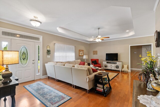 dining space featuring dark wood finished floors, baseboards, recessed lighting, a chandelier, and crown molding