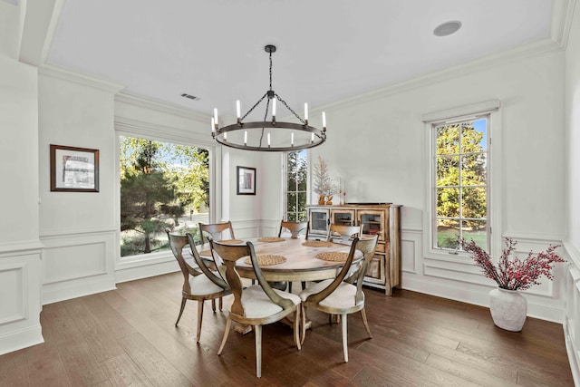 944 Ironwood Ln, Loudon, TN 37774 - dining room featuring dark hardwood / wood-style floors, crown molding, and a notable chandelier