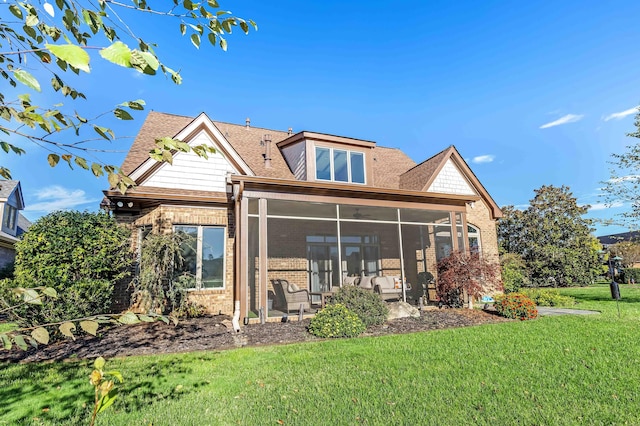 944 Ironwood Ln, Loudon, TN 37774 - rear view of house featuring a sunroom and a yard