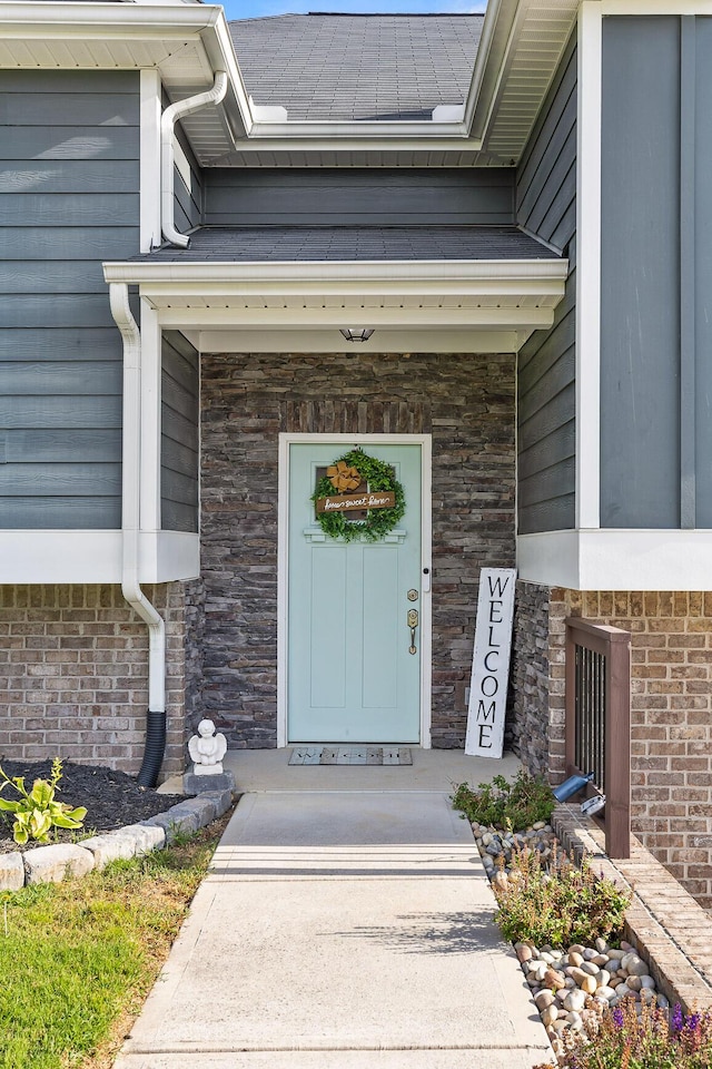 view of property entrance