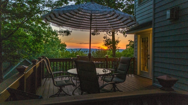 view of deck at dusk