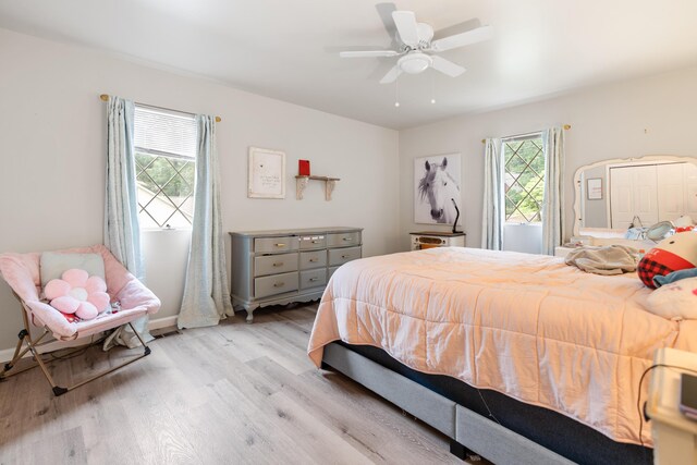 364 Hidden Oaks Trl, Cleveland, TN 37312 - bedroom featuring light wood-style flooring and a ceiling fan