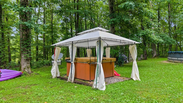 1426 Nebo Rd, Ten Mile, TN 37880 - view of green lawn featuring a hot tub, a gazebo, and an outdoor pool