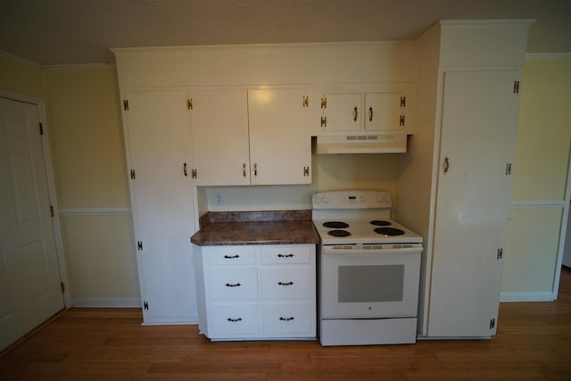 kitchen featuring white cabinetry, electric stove, ornamental molding, and light hardwood / wood-style flooring