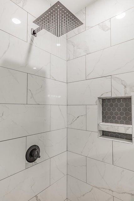 2036 Hickory Valley Rd, Chattanooga, TN 37421 - bathroom view of a tile shower