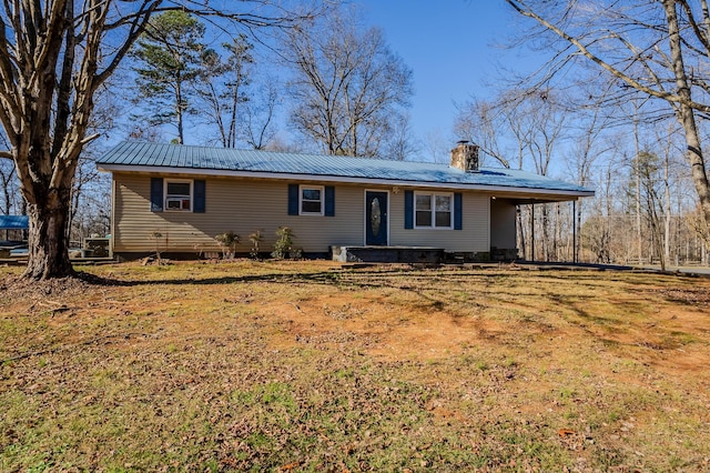 single story home with a front yard