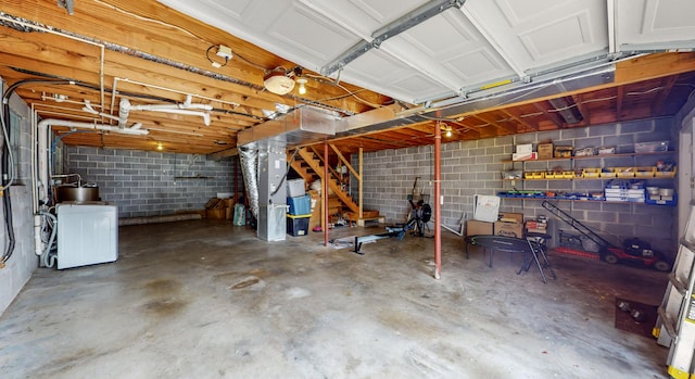 garage featuring washer / clothes dryer