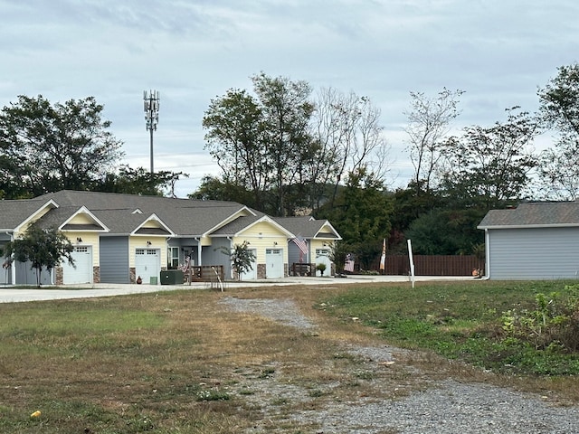 view of front of house