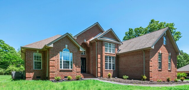 1031 Laurel Hill Dr, Dickson, TN 37055 - unfurnished bedroom with light carpet, ceiling fan, and a closet