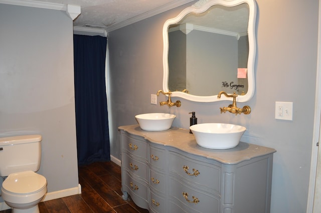 183 Bettis Ave SW, Cleveland, TN 37311 - full bathroom with a sink, ornamental molding, and wood finished floors